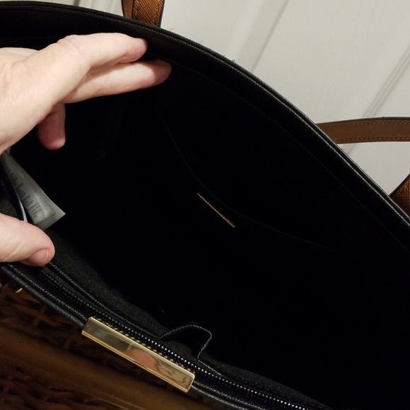 Aldo Afadolla Tote in Black-White Stripes - Picture 5 of 8